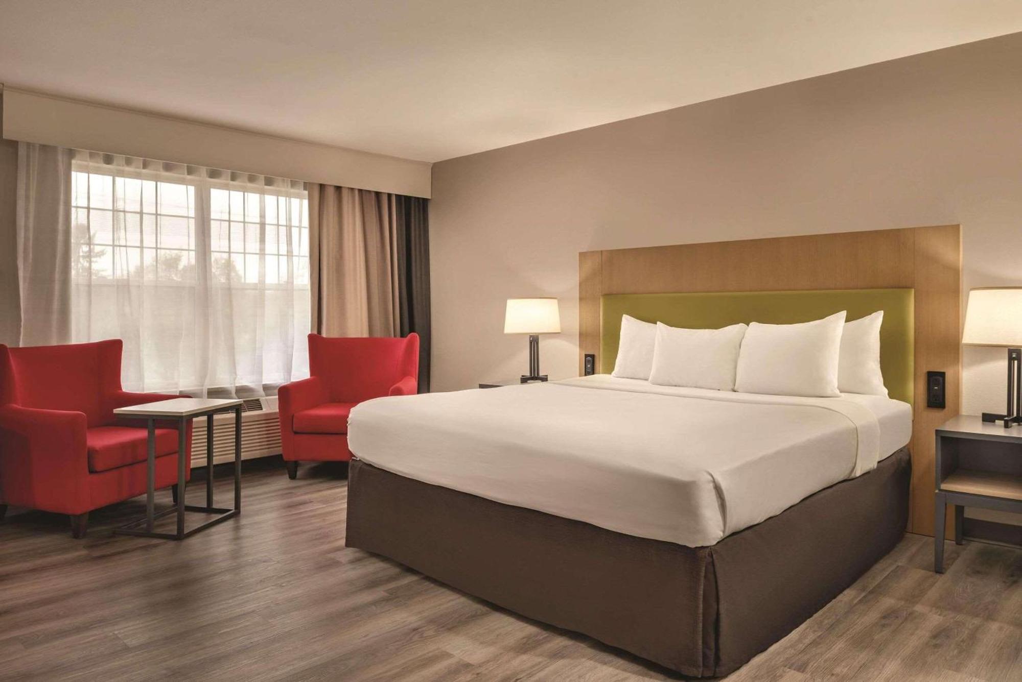 Country Inn & Suites By Radisson, Cedar Falls, Ia Экстерьер фото