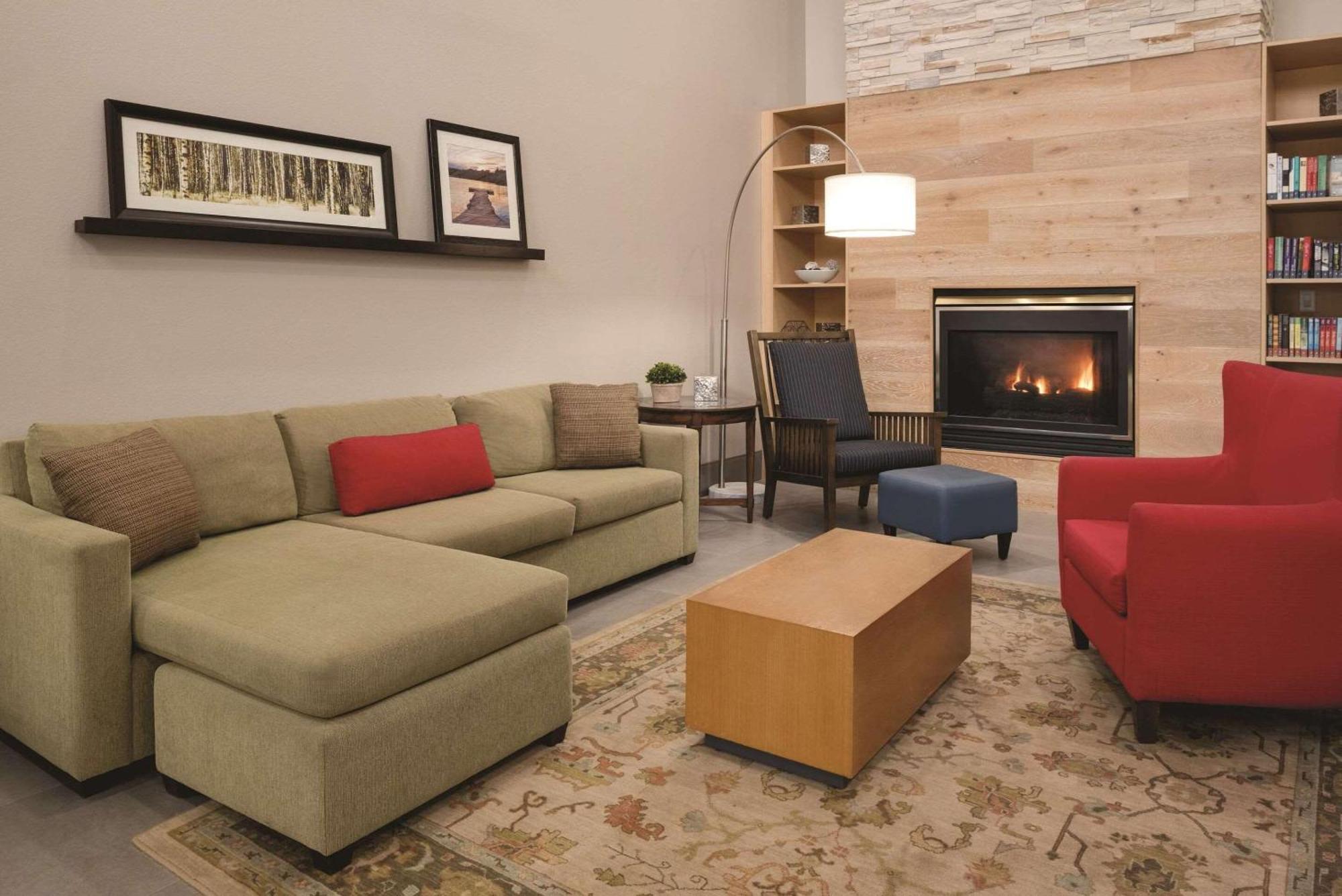 Country Inn & Suites By Radisson, Cedar Falls, Ia Экстерьер фото